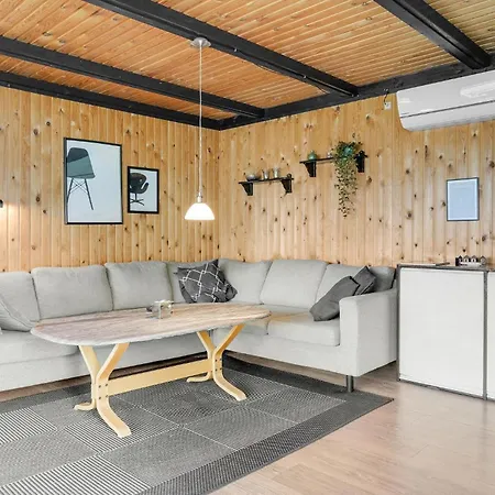 Holiday home Stunning Home In Egernsund With Wifi